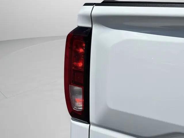 2023 GMC Sierra 1500 2WD Crew Cab Short Box SLE