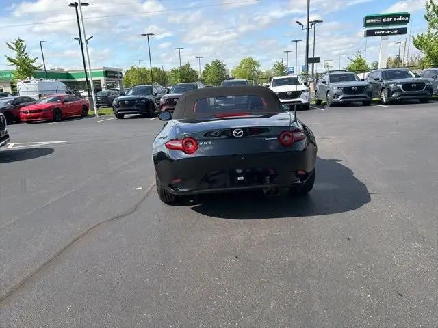 2026 Mazda MX-5 Sport