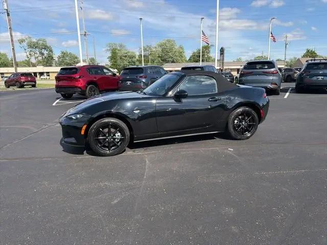2026 Mazda MX-5 Sport