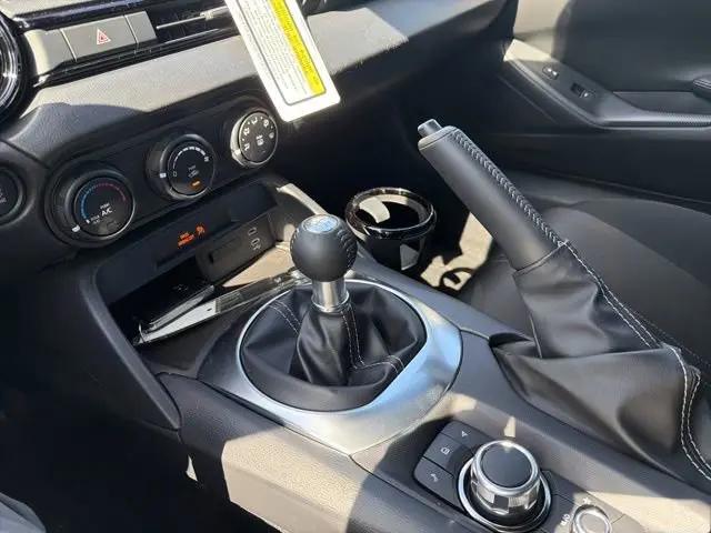 2026 Mazda MX-5 Sport