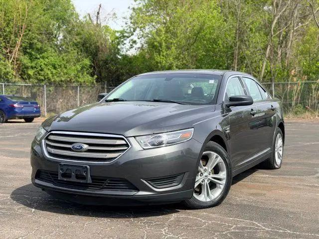 2018 Ford Taurus SE for sale in Davison, MI