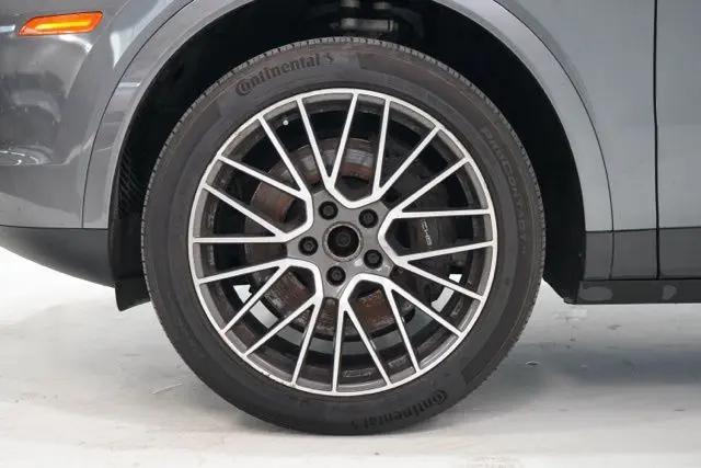 2021 Porsche Cayenne Cayenne