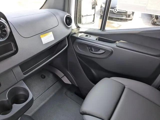 2026 Mercedes-Benz Sprinter 2500 High Roof 4-Cyl Diesel