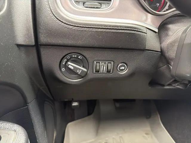 2021 Dodge Charger SXT AWD