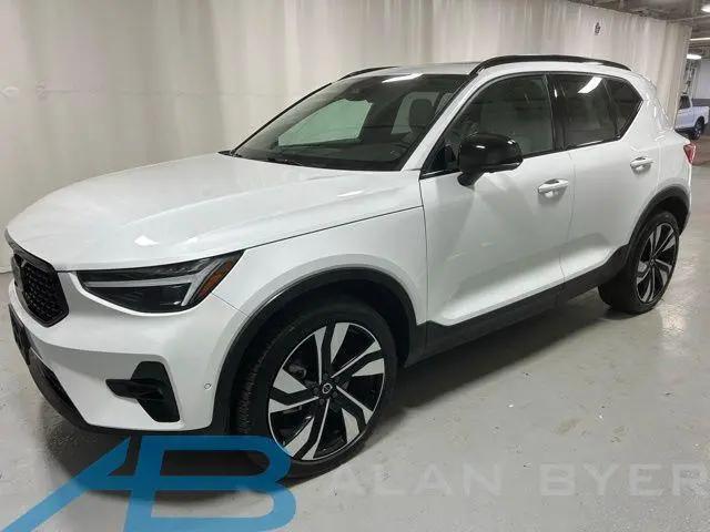 2024 Volvo XC40 B5 Ultimate Dark Theme for sale in Syracuse, NY