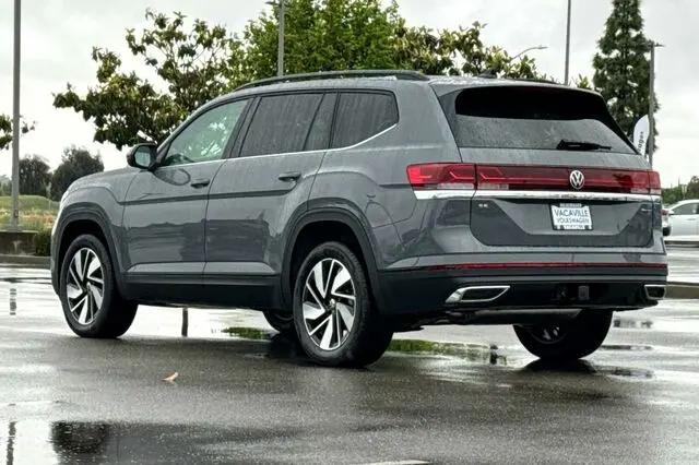 2026 Volkswagen Atlas SE with Technology