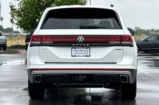 2026 Volkswagen Atlas Peak Edition