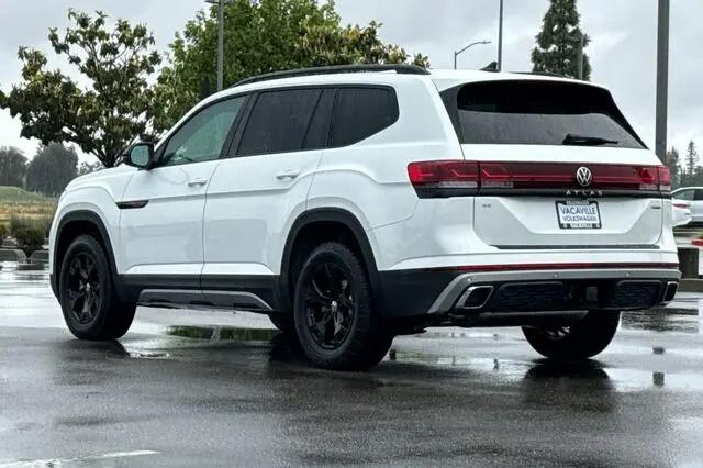 2026 Volkswagen Atlas Peak Edition