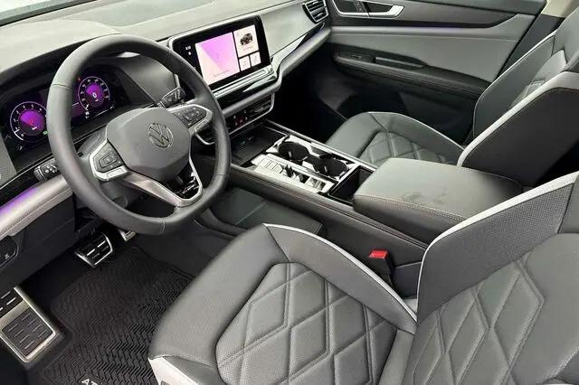 2026 Volkswagen Atlas Peak Edition