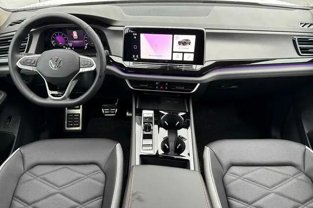 2026 Volkswagen Atlas Peak Edition