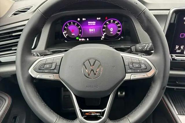 2026 Volkswagen Atlas Peak Edition