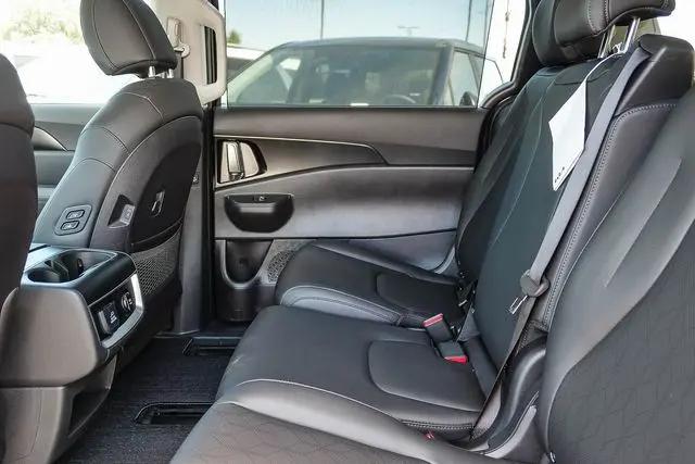 2026 Kia Carnival MPV SX
