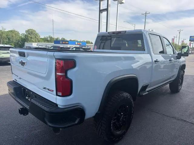 2026 Chevrolet Silverado 2500HD Crew Cab, Standard Bed, XR2, 4WD