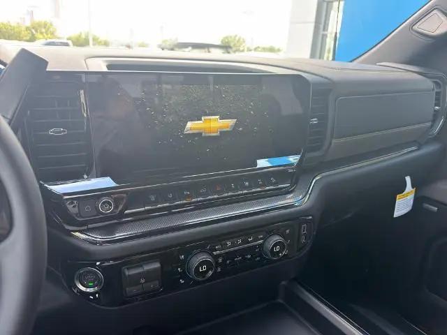 2026 Chevrolet Silverado 2500HD Crew Cab, Standard Bed, XR2, 4WD