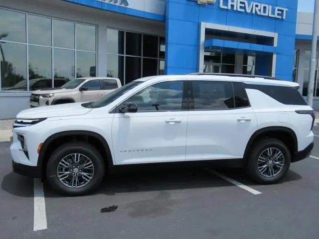 2026 Chevrolet Traverse FWD LT