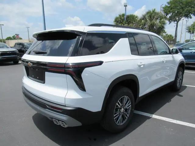 2026 Chevrolet Traverse FWD LT