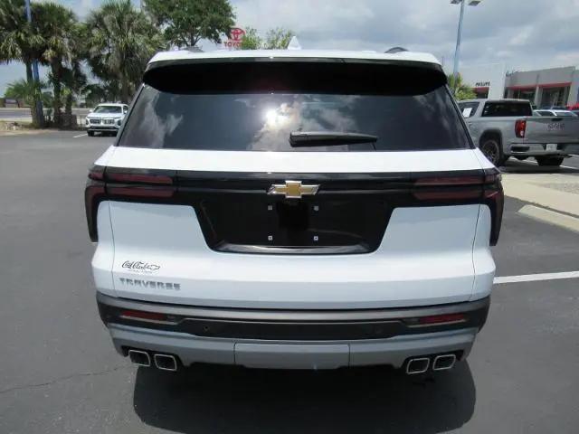 2026 Chevrolet Traverse FWD LT