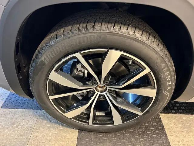2026 Volkswagen Atlas Cross Sport SEL Premium R-Line