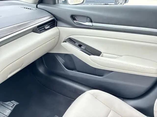 2023 Nissan Altima SV FWD