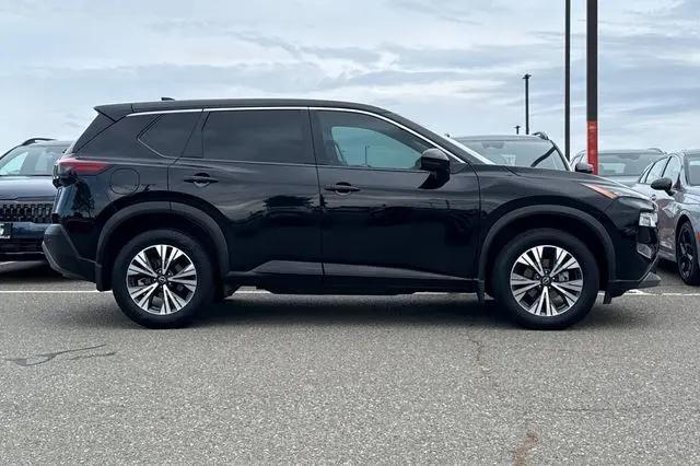 2022 Nissan Rogue SV FWD