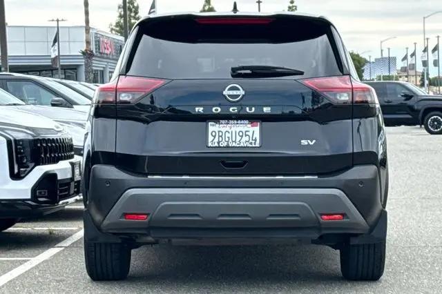 2022 Nissan Rogue SV FWD
