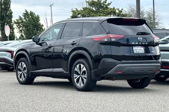 2022 Nissan Rogue SV FWD
