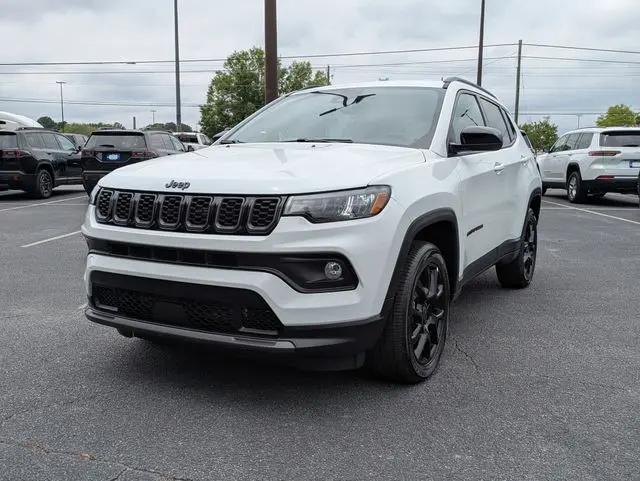 2026 Jeep Compass Latitude Altitude