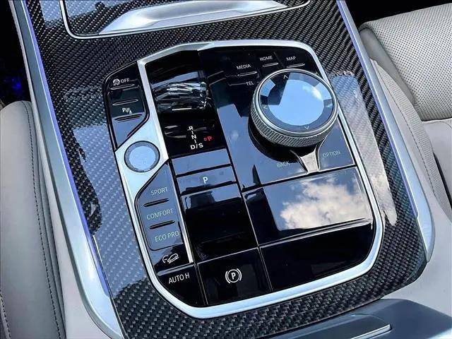 2024 BMW X5 M60i
