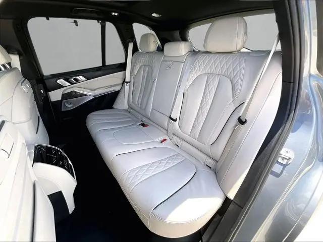 2024 BMW X5 M60i