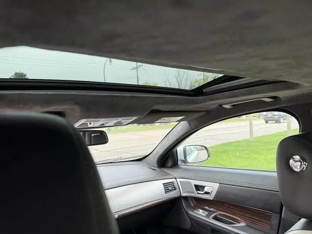 2014 Jaguar XF V6 SC