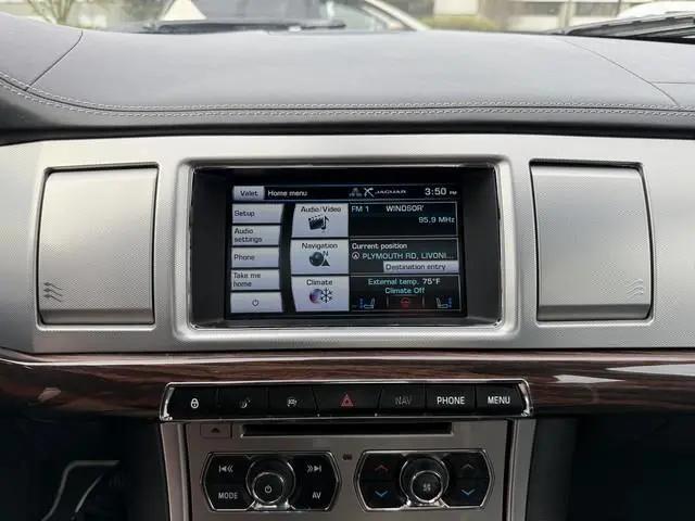 2014 Jaguar XF V6 SC