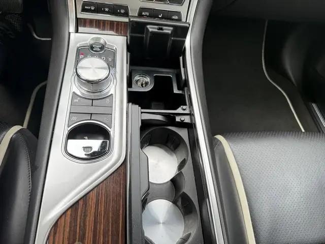 2014 Jaguar XF V6 SC