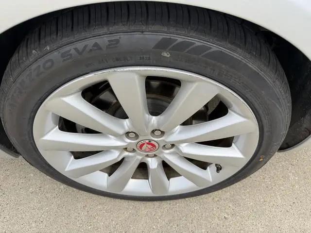 2014 Jaguar XF V6 SC