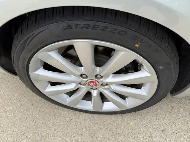2014 Jaguar XF V6 SC