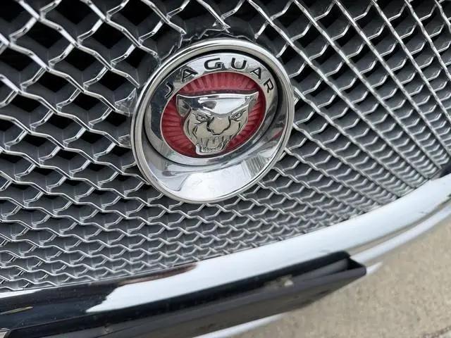 2014 Jaguar XF V6 SC