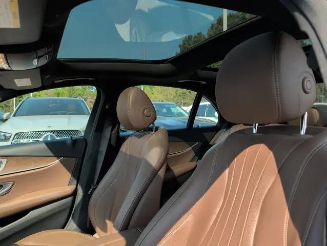 2018 Mercedes-Benz E-CLASS E 300 E 300