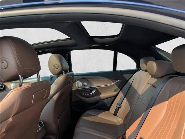 2018 Mercedes-Benz E-CLASS E 300 E 300