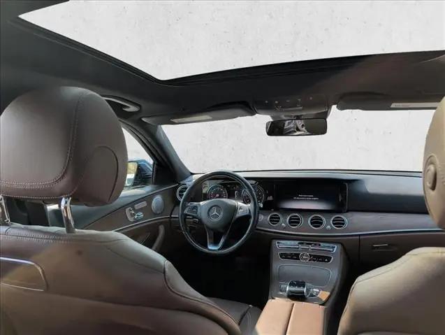 2018 Mercedes-Benz E-CLASS E 300 E 300