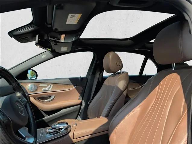 2018 Mercedes-Benz E-CLASS E 300 E 300