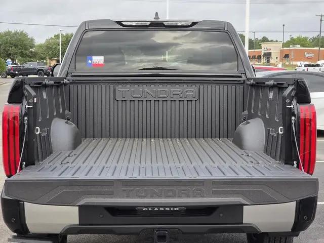 2026 Toyota Tundra Limited CrewMax 5.5' Bed