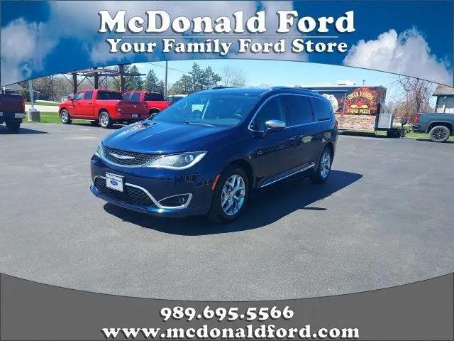 2018 Chrysler Pacifica Limited for sale in Freeland, MI