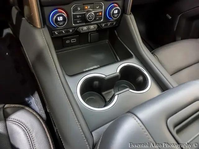 2024 Chevrolet Suburban 4WD High Country