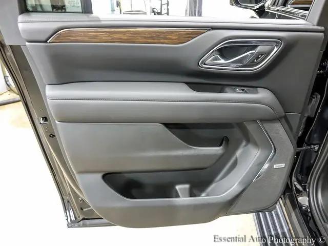 2024 Chevrolet Suburban 4WD High Country