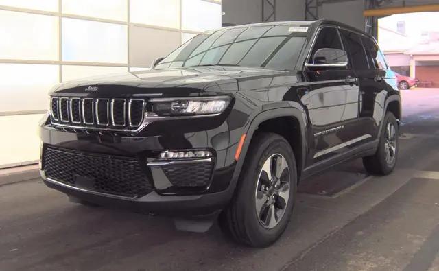 2022 Jeep Grand Cherokee Limited 4x4 for sale in Victoria, TX