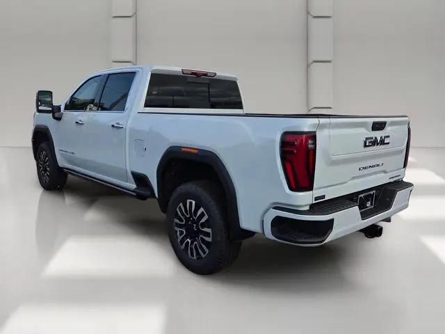 2026 GMC Sierra 2500HD Crew Cab, Standard Bed, Denali Ultimate, 4WD