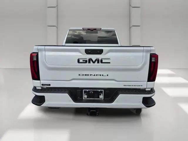 2026 GMC Sierra 2500HD Crew Cab, Standard Bed, Denali Ultimate, 4WD