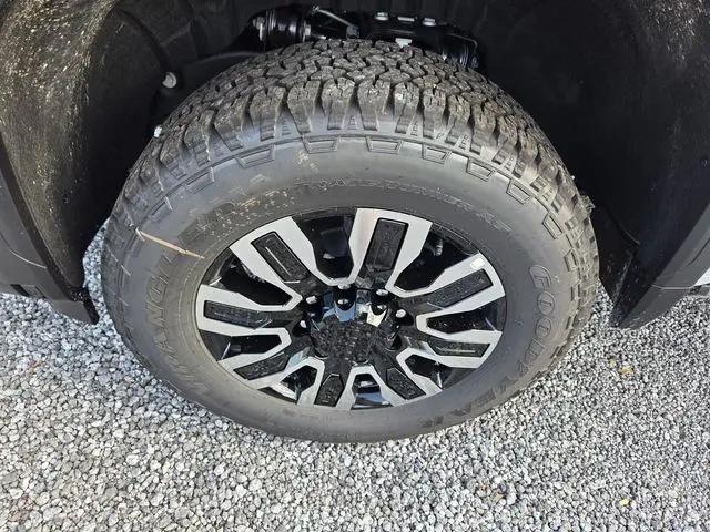 2026 GMC Sierra 2500HD Crew Cab, Standard Bed, Denali Ultimate, 4WD