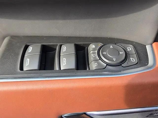 2026 GMC Sierra 2500HD Crew Cab, Standard Bed, Denali Ultimate, 4WD