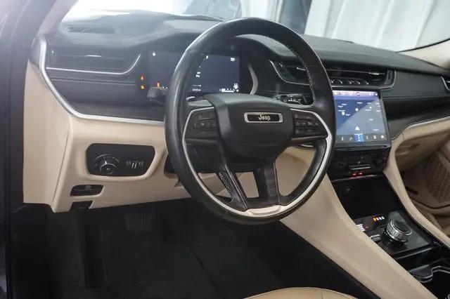 2022 Jeep Grand Cherokee L Limited 4x4