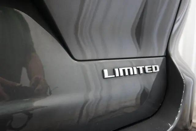 2022 Jeep Grand Cherokee L Limited 4x4